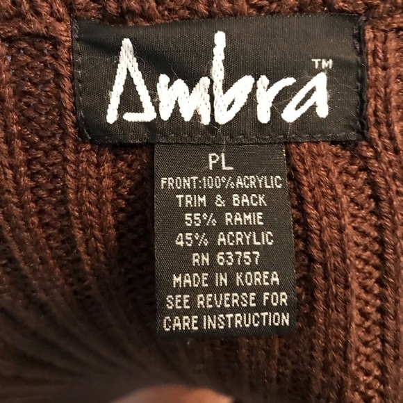 Ambra Faux Fur Brown Vest - Picture 6 of 8